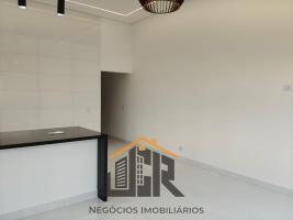 CASA NOVA À VENDA