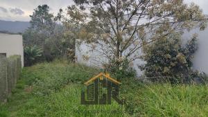 TERRENO DE 232 M² EM BOM JESUS DOS PERDÕES
