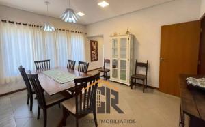 Casa à venda 275 m² - Vila Santista - Atibaia