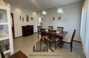 Casa à venda 275 m² - Vila Santista - Atibaia
