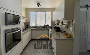 CASA PARA LOCAÇÃO 275 M²