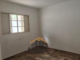 CASA ACONCHEGANTE À VENDA EM BOM JESUS DOS PERDÕES  SP  