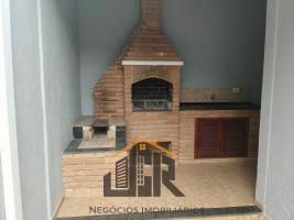 CASA ACONCHEGANTE À VENDA EM BOM JESUS DOS PERDÕES  SP  